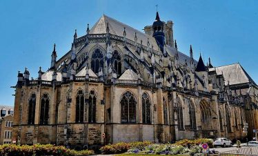 Lourdes / Nevers / Paris Pilgrimage